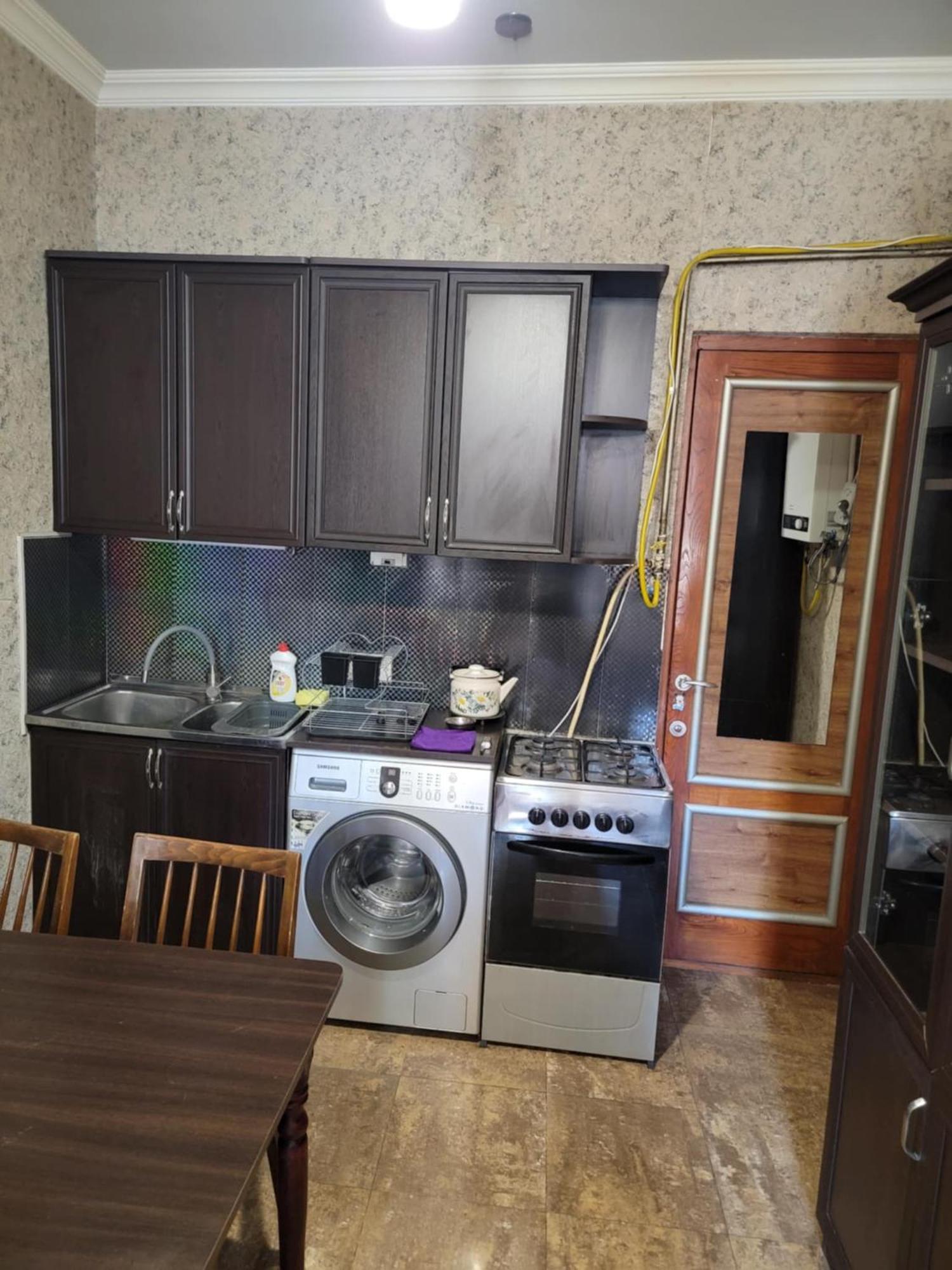 טביליסי Apartment On Leonidze 18 מראה חיצוני תמונה
